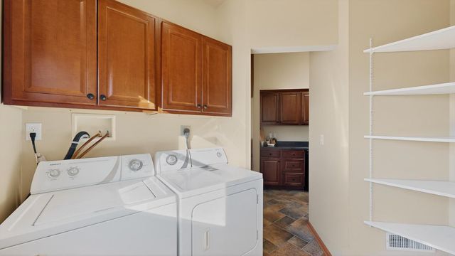 4320 Daffodil Avenue SE, Rochester, MN 55904