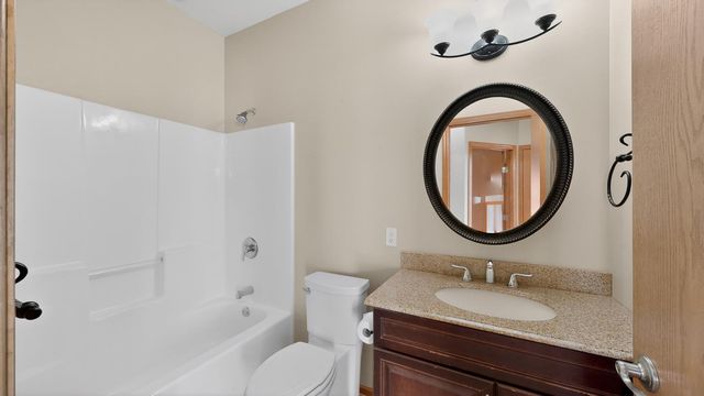 4320 Daffodil Avenue SE, Rochester, MN 55904