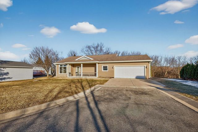 4320 Daffodil Avenue SE, Rochester, MN 55904