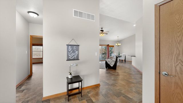 4320 Daffodil Avenue SE, Rochester, MN 55904