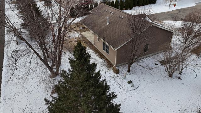 4320 Daffodil Avenue SE, Rochester, MN 55904
