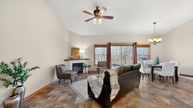 4320 Daffodil Avenue SE, Rochester, MN 55904