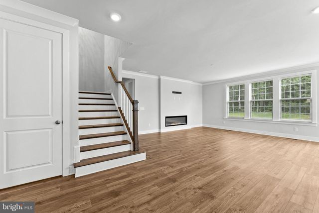 7817 HOLSTON LN, Broad Run, VA 20137