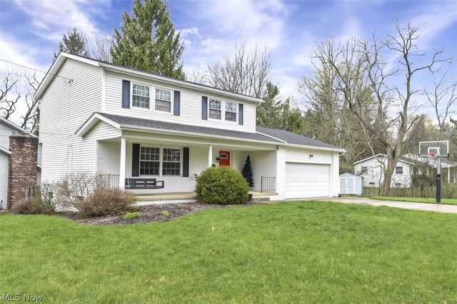 5782 Holland Drive, Hudson, OH 44236