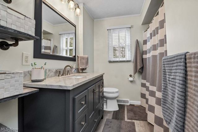 5782 Holland Drive, Hudson, OH 44236