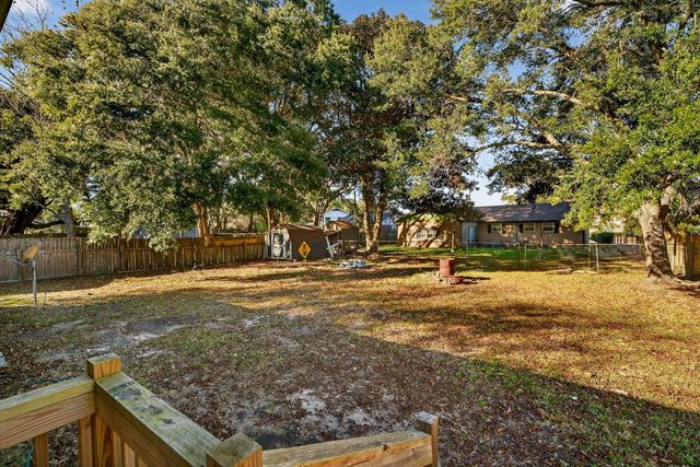 1516 Westway Drive, Charleston, SC 29412