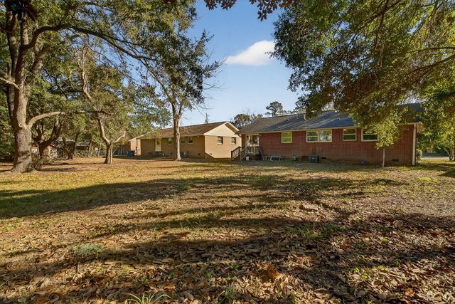 1516 Westway Drive, Charleston, SC 29412