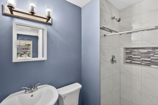 1516 Westway Drive, Charleston, SC 29412