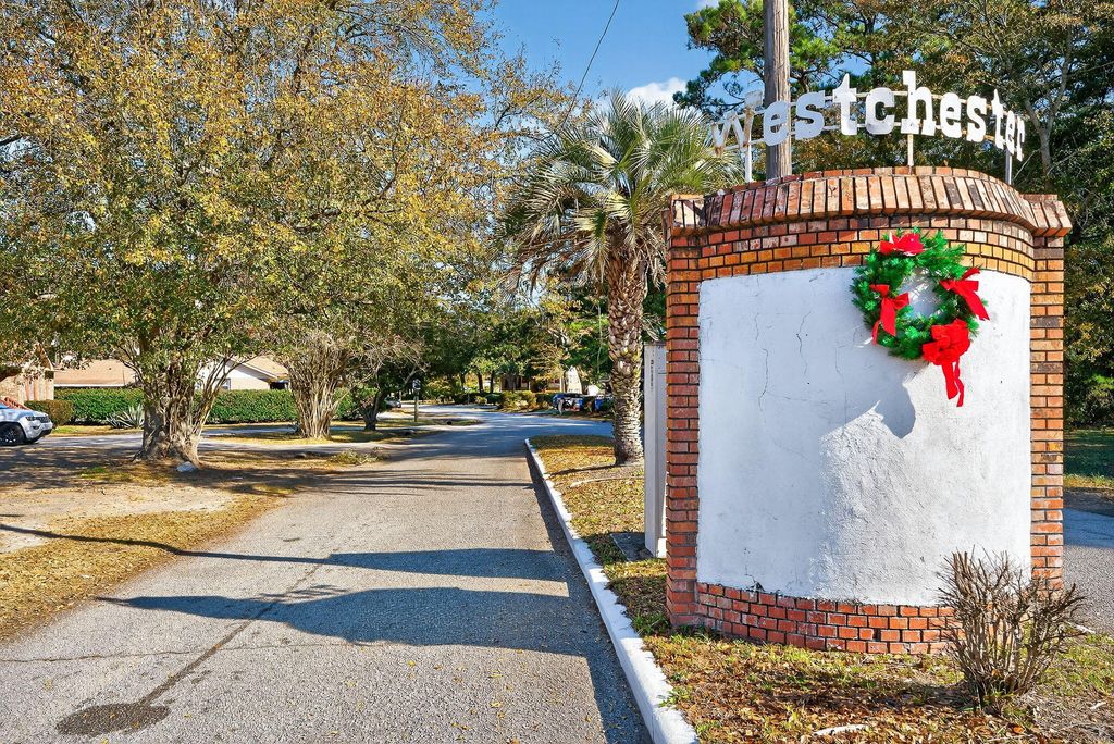 1516 Westway Drive, Charleston, SC 29412