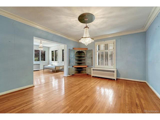 724 N Corona St, Denver, CO 80218