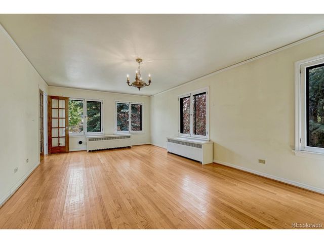 724 N Corona St, Denver, CO 80218
