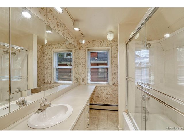 724 N Corona St, Denver, CO 80218
