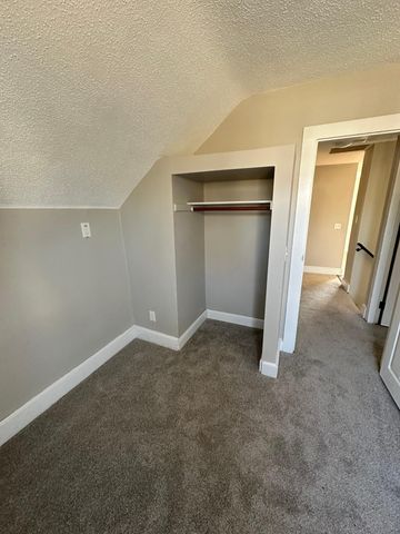 527 6th Avenue NW, Faribault, MN 55021