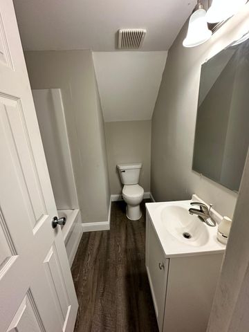 527 6th Avenue NW, Faribault, MN 55021