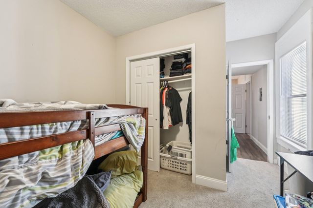 527 6th Avenue NW, Faribault, MN 55021
