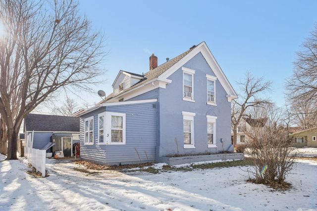 527 6th Avenue NW, Faribault, MN 55021