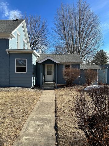 527 6th Avenue NW, Faribault, MN 55021