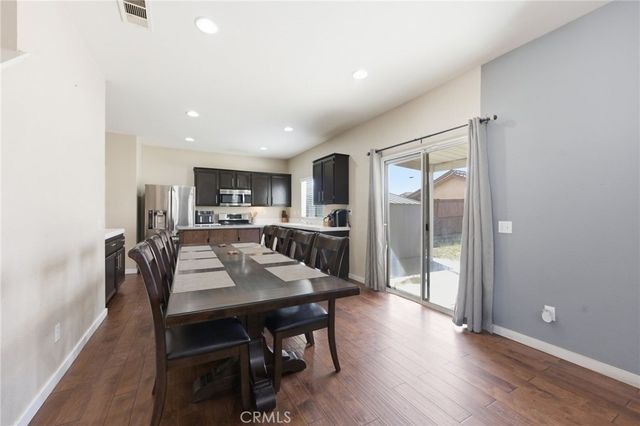 3236 Mariposa Way, Perris, CA 92571