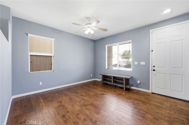 3236 Mariposa Way, Perris, CA 92571