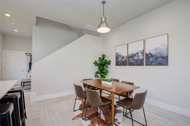 4914 Noble Street, Houston, TX 77020