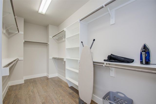 4914 Noble Street, Houston, TX 77020