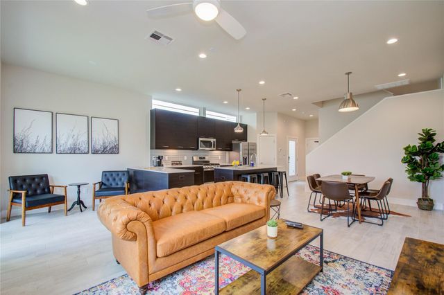 4914 Noble Street, Houston, TX 77020