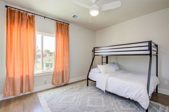 4914 Noble Street, Houston, TX 77020