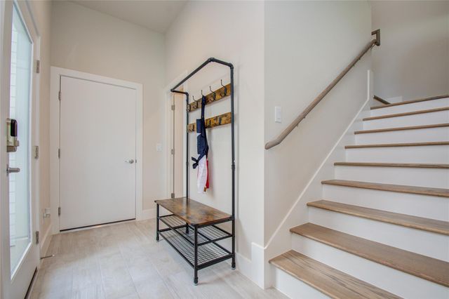 4914 Noble Street, Houston, TX 77020