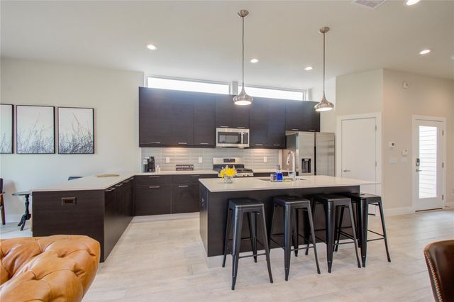 4914 Noble Street, Houston, TX 77020