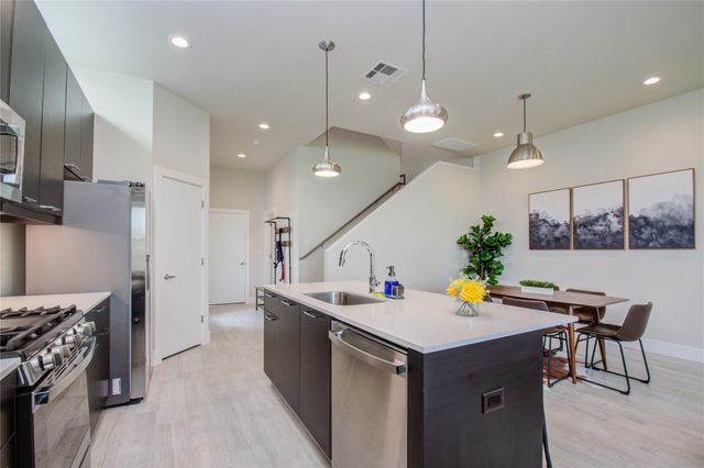 4914 Noble Street, Houston, TX 77020
