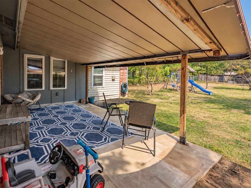 7008 Smithfield Road, North Richland Hills, TX 76182 — photo 2
