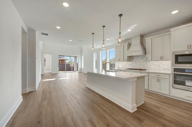1100 Amaryllis Lane, Little Elm, TX 75068