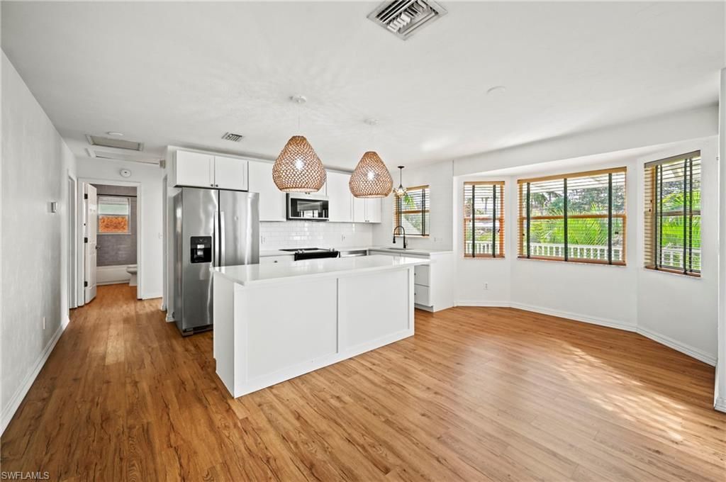 1570 Avion PL, NAPLES, FL 34104 — photo 5