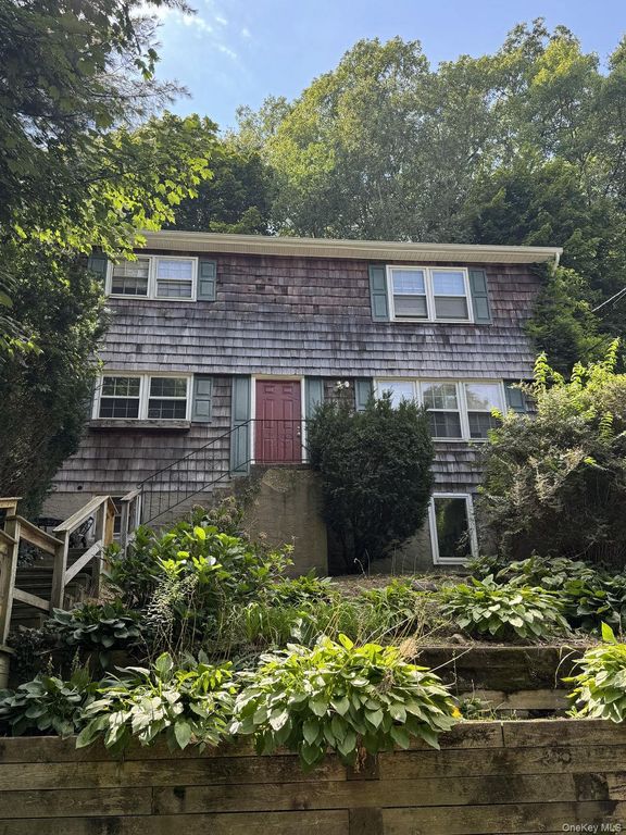 135 Waterside Avenue, Northport, NY 11768