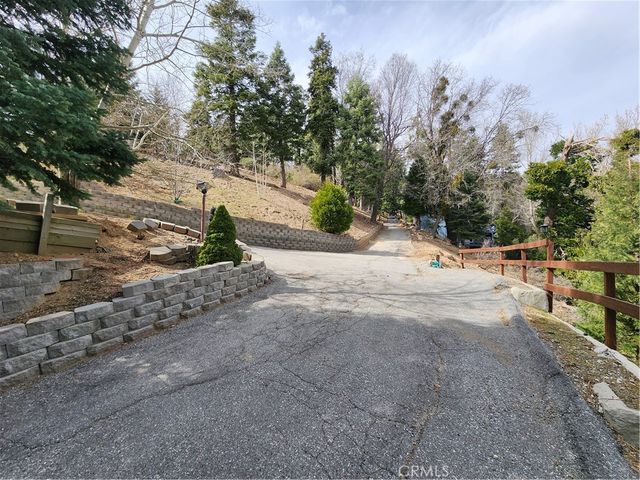 30914 Old City Creek Road, Running Springs, CA 92382