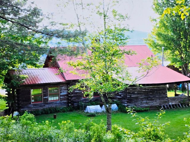 547 Center Hill Road, Albany, VT 05820