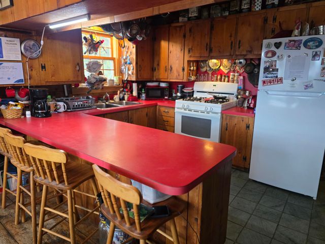 547 Center Hill Road, Albany, VT 05820