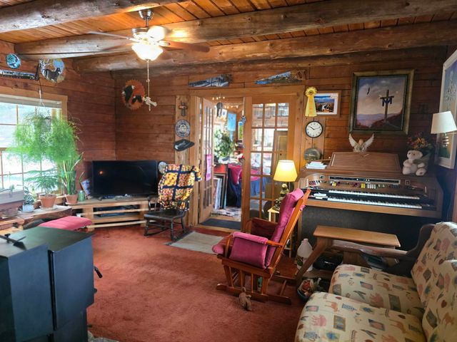 547 Center Hill Road, Albany, VT 05820