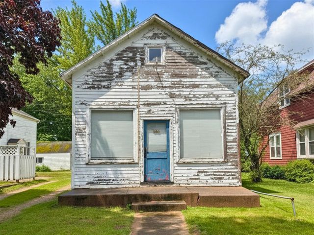 928 Phoenix Street, South Haven, MI 49090