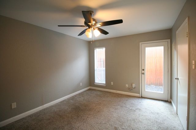 2064 Embassy Way, Carrollton, TX 75006