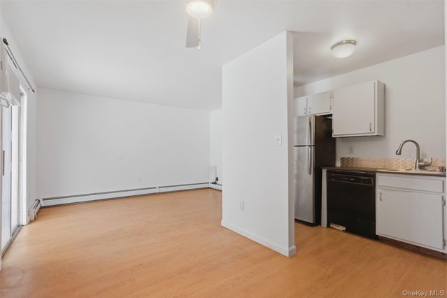 8 Ivy Court B, Fishkill, NY 12524