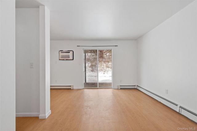 8 Ivy Court B, Fishkill, NY 12524