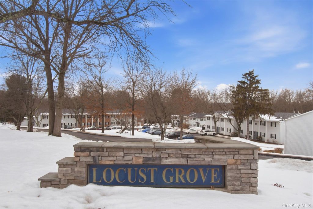 8 Ivy Court B, Fishkill, NY 12524