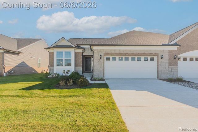 42504 ARBOR Drive, Clinton Charter Township, MI 48038