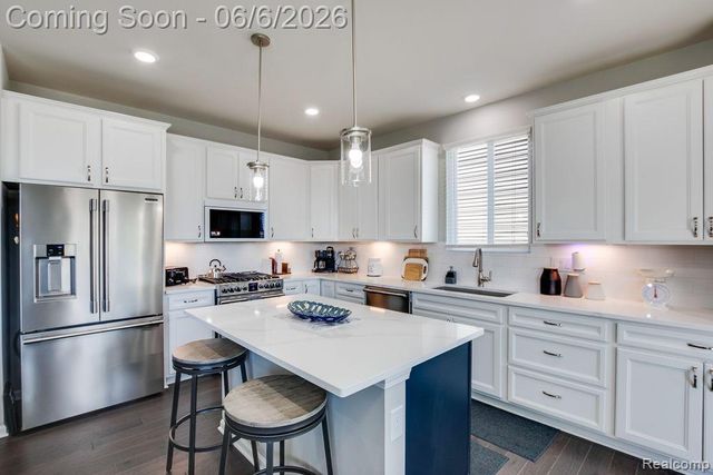 42504 ARBOR Drive, Clinton Charter Township, MI 48038