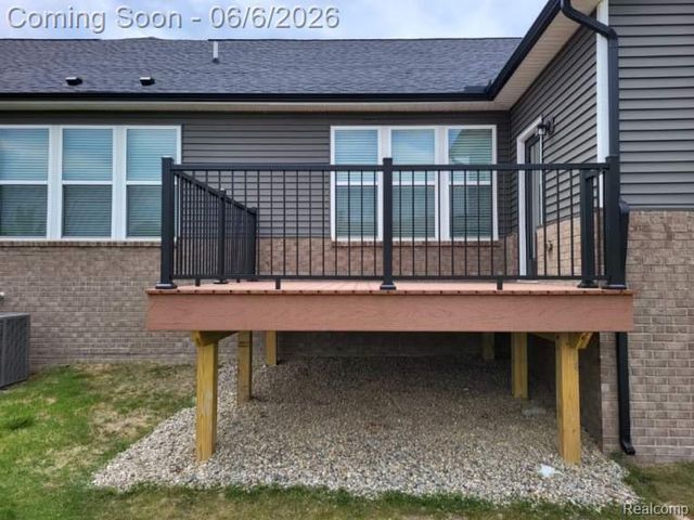 42504 ARBOR Drive, Clinton Charter Township, MI 48038