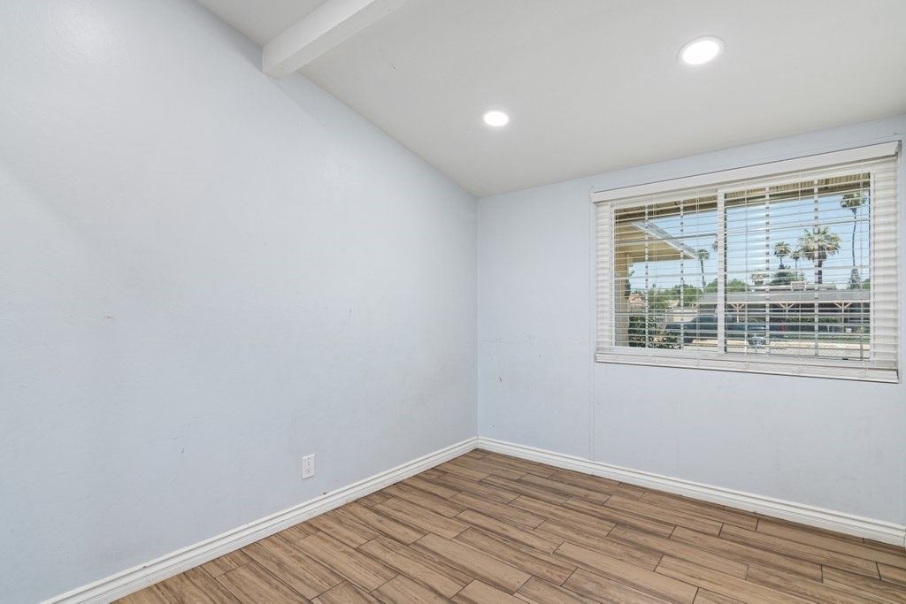Image 13 of property listing at 5416 Sunnyside, Riverside, CA 92504
