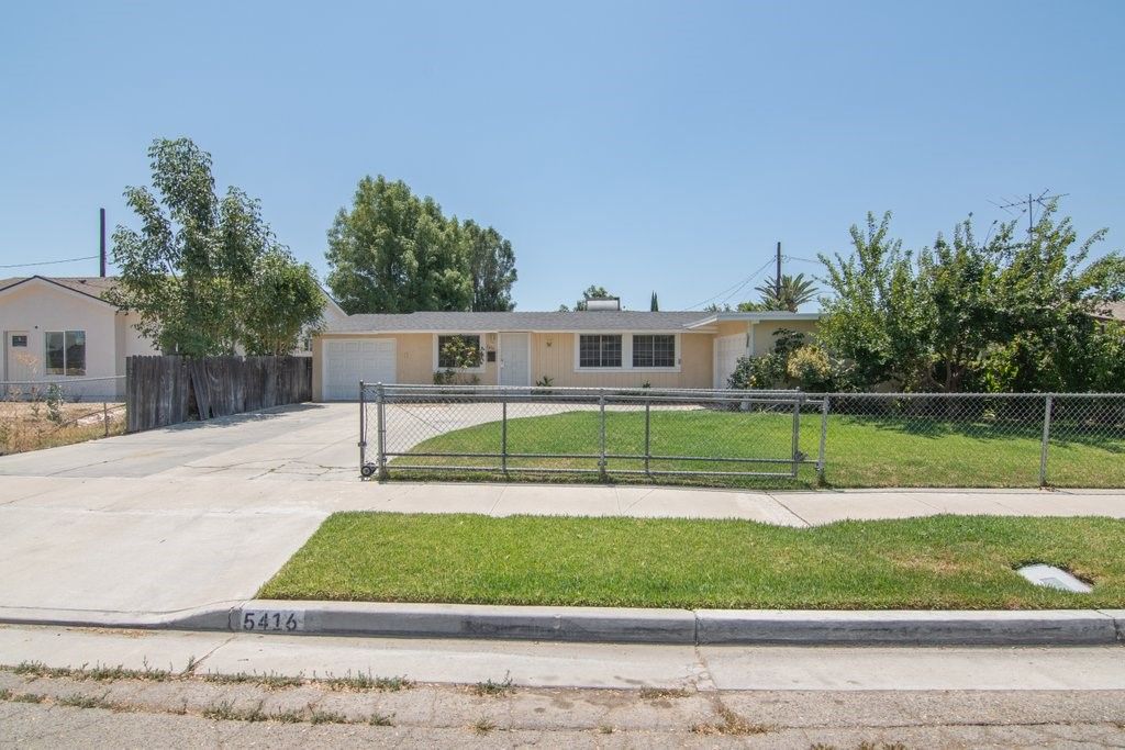Image 32 of property listing at 5416 Sunnyside, Riverside, CA 92504