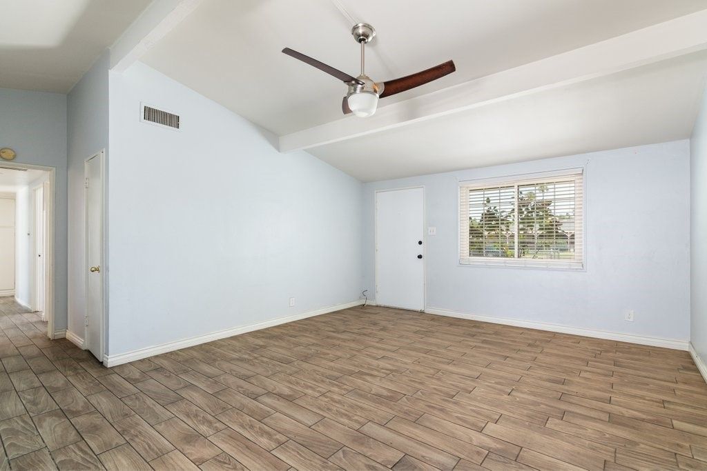 Image 7 of property listing at 5416 Sunnyside, Riverside, CA 92504
