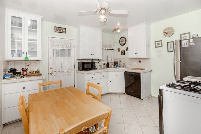 4151 Manchester Place, Riverside, CA 92503